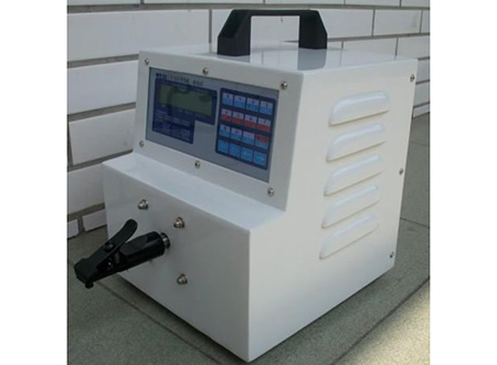 絞線機